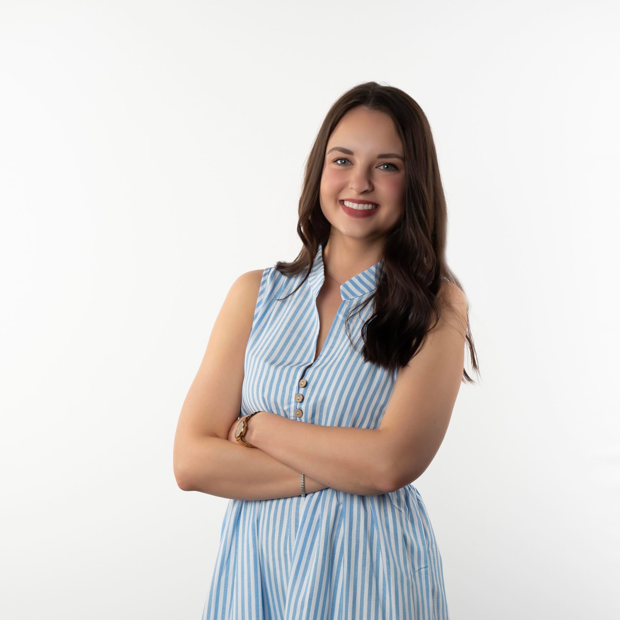 Jenny Cohen seated outdoors